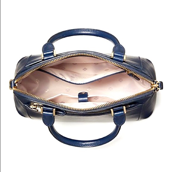 SOLD 🎉HP🎉 NWT kate spade louise small dome satchel navy - Picture 3 of 7